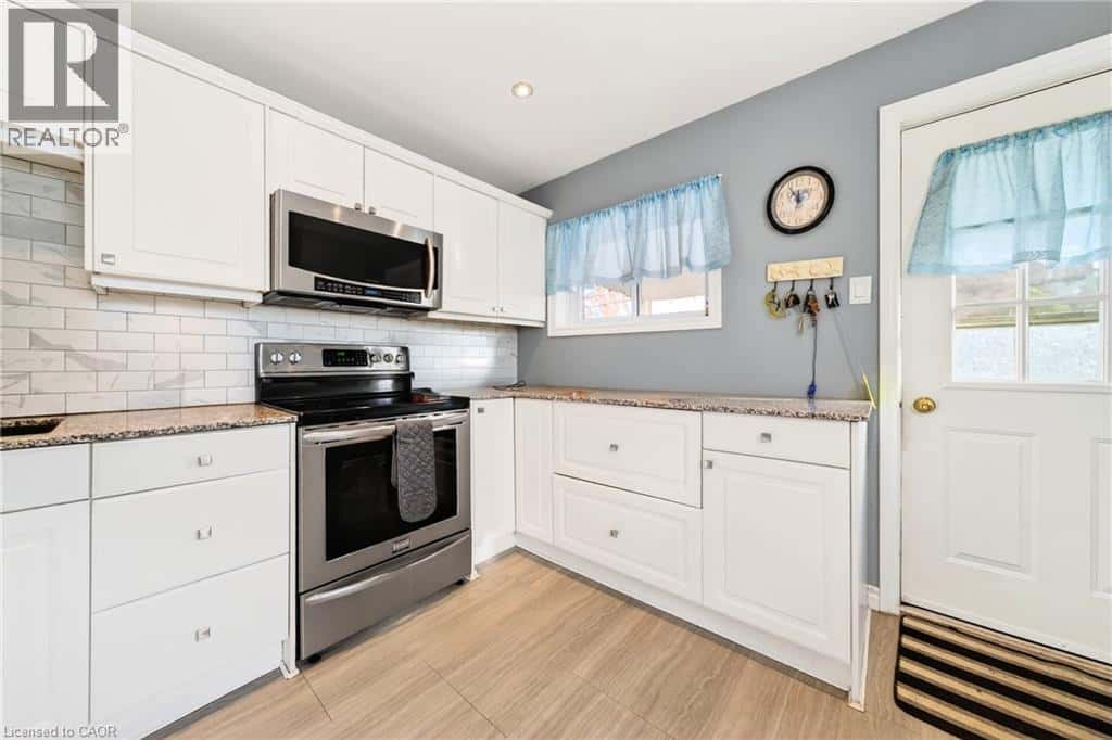 36 CHEEVER Street — Hamilton - Photo 4 of 25