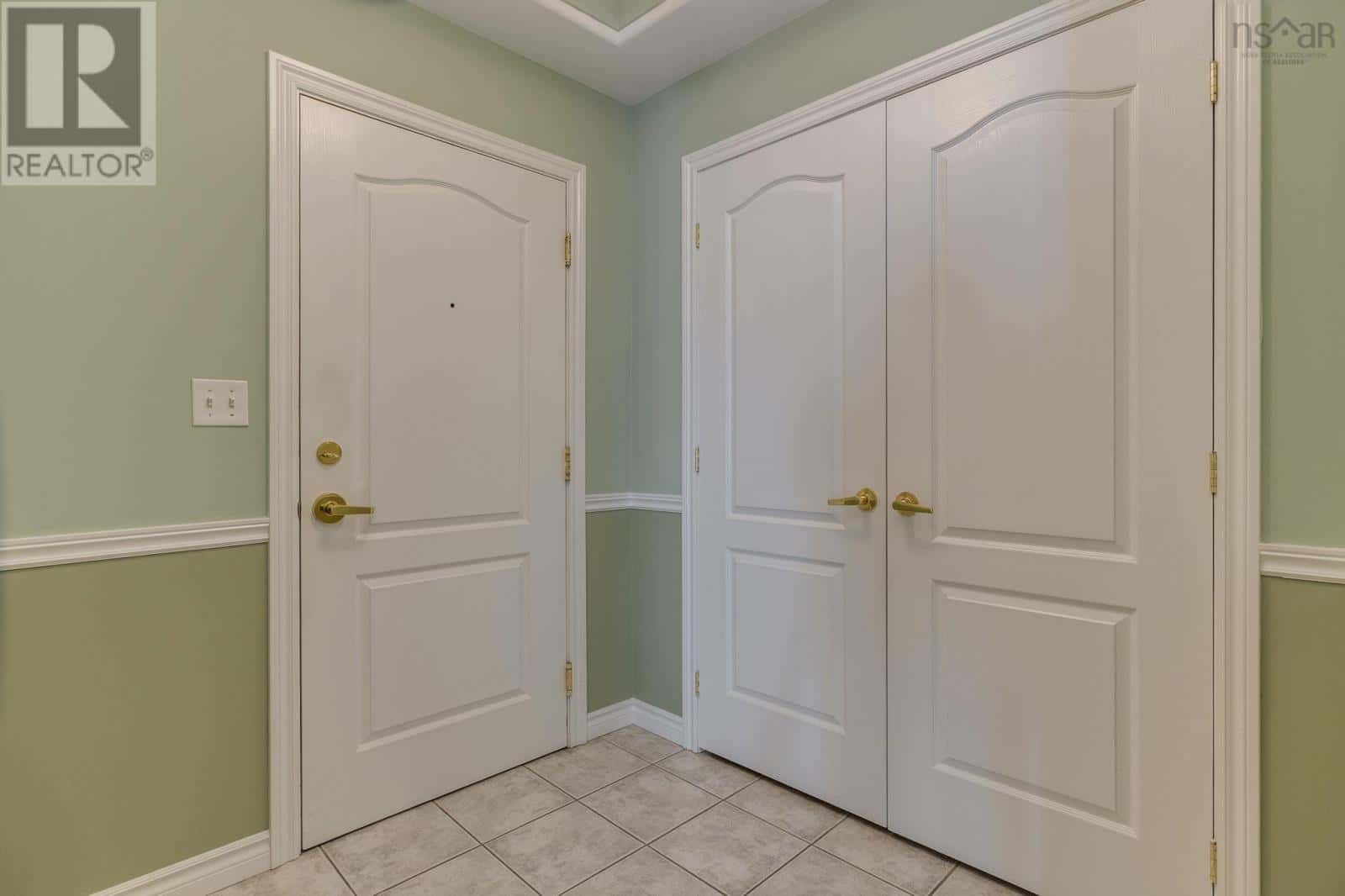 , Halifax, Nova Scotia — Halifax, Nova Scotia - Photo 3 of 39