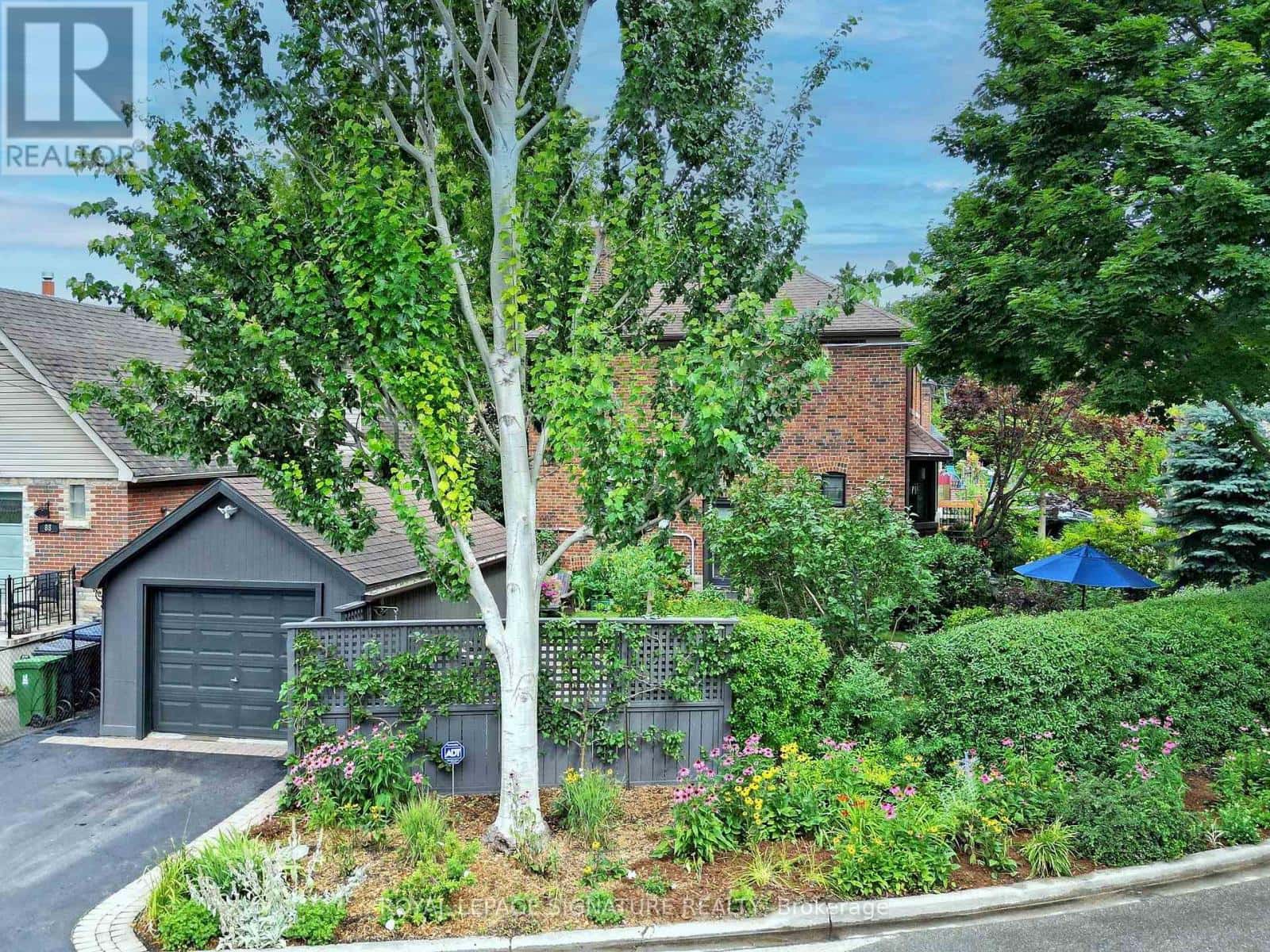 , Toronto (Long Branch), — Toronto (Long Branch) - Photo 2 of 38