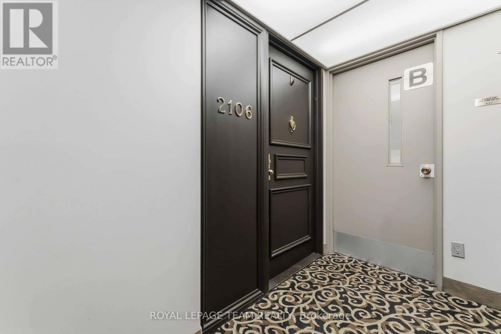 , Ottawa, — Ottawa - Photo 4 of 34