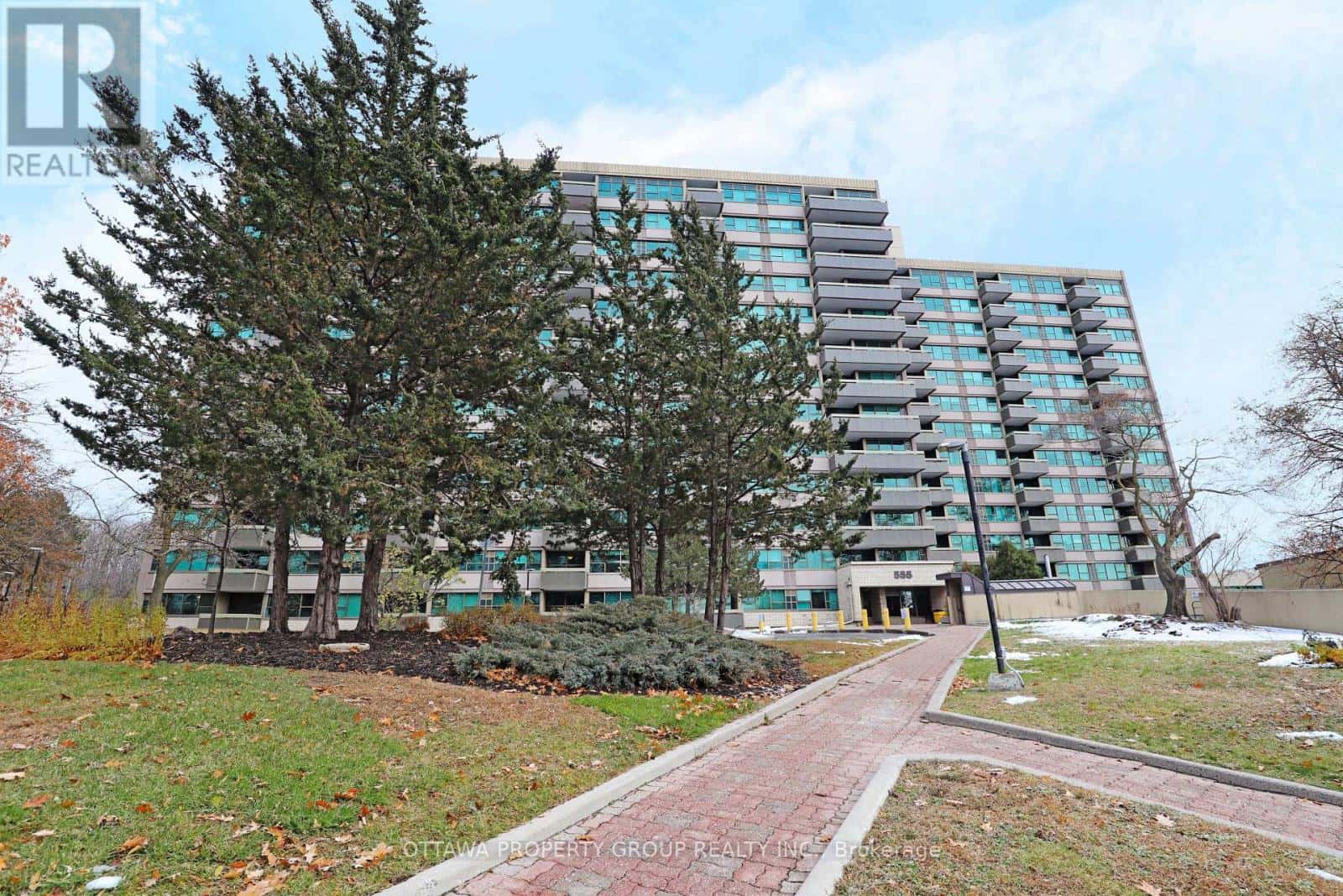 , Ottawa, — Ottawa - Photo 2 of 26