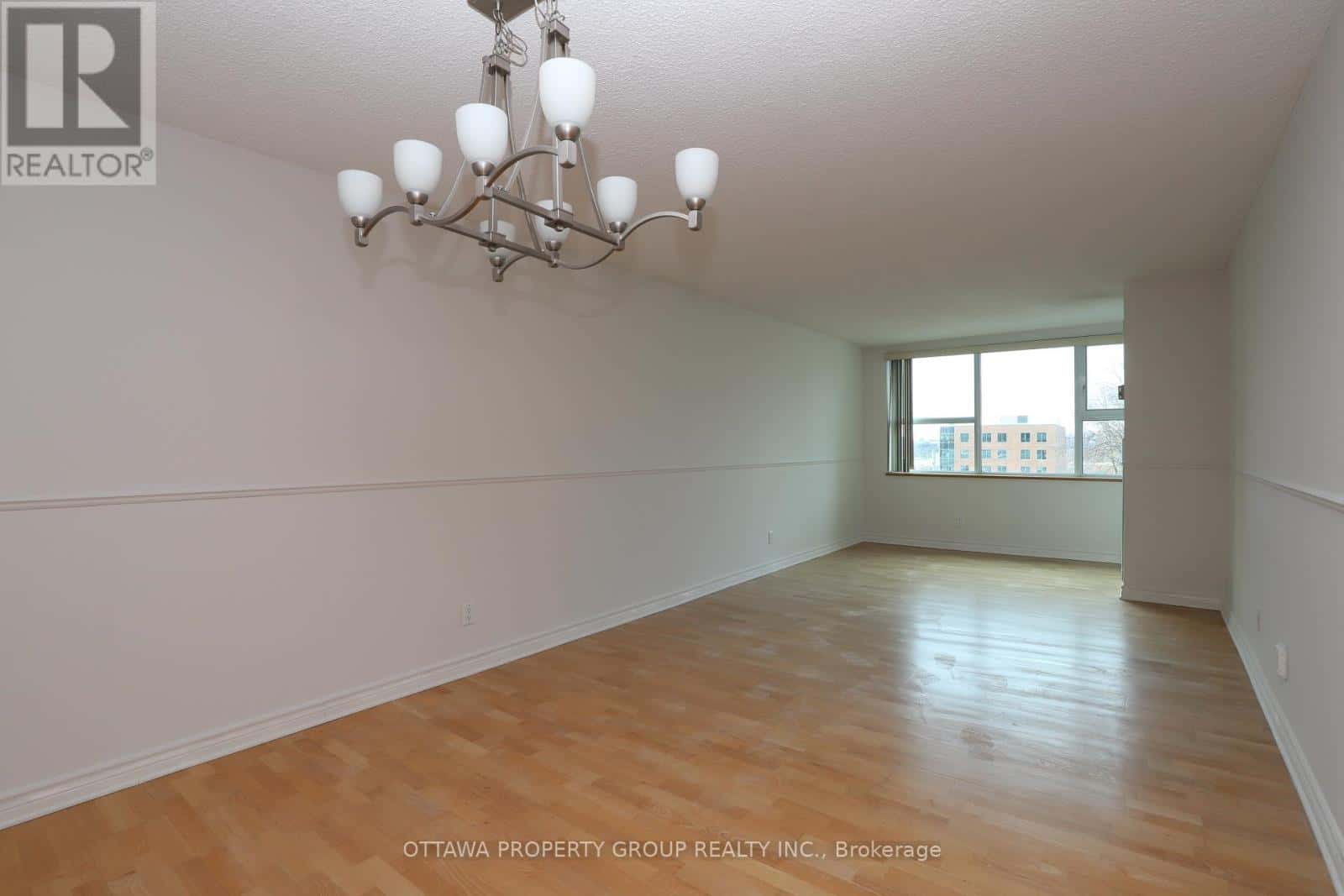 , Ottawa, — Ottawa - Photo 4 of 26