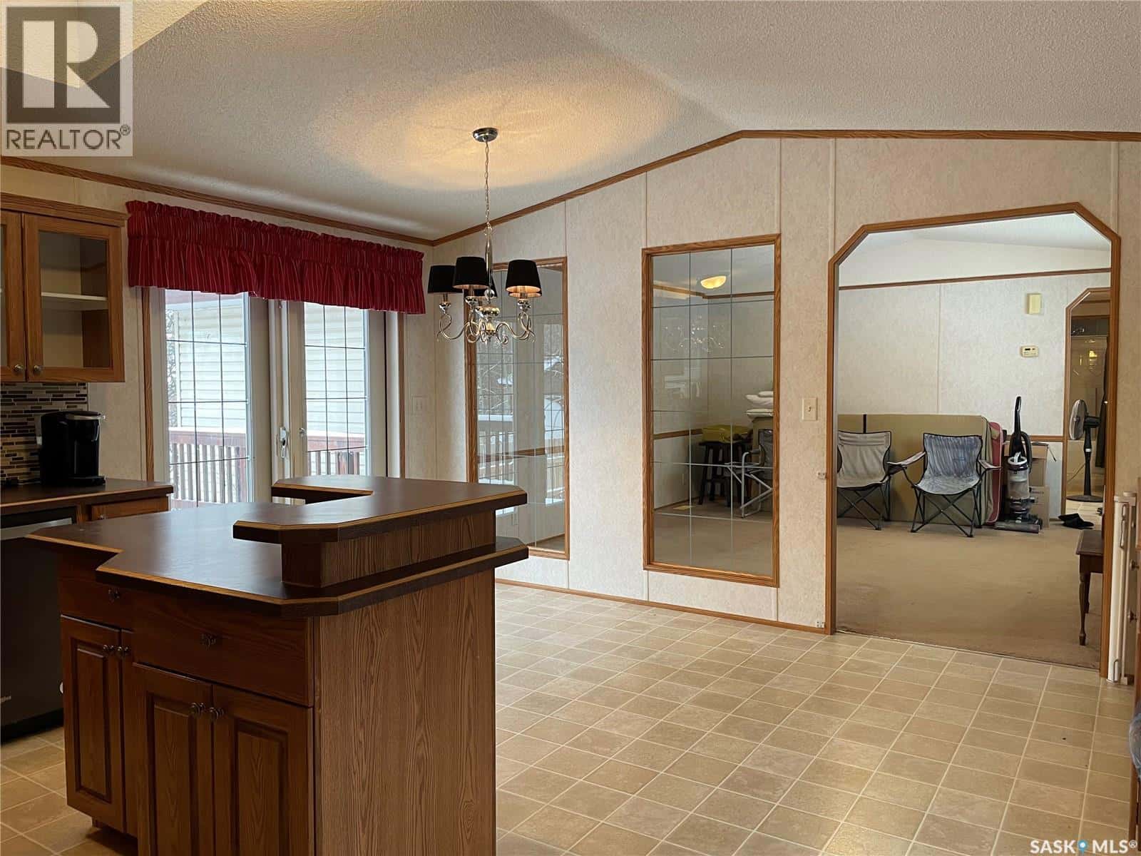 418 7th STREET E — Meadow Lake - Photo 5 of 21