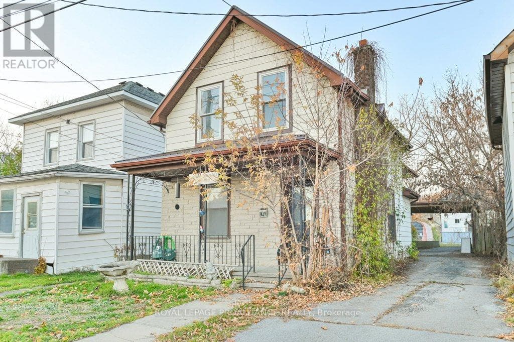 431 MAIN STREET — Deseronto (Deseronto (Town)) - Main photo