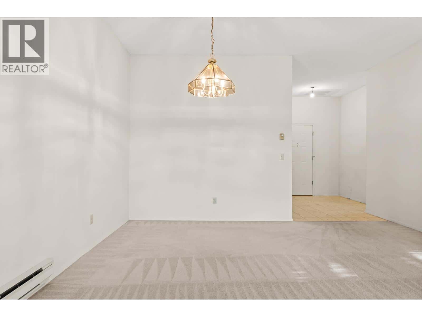 204 7671 ABERCROMBIE DRIVE — Richmond - Photo 5 of 32