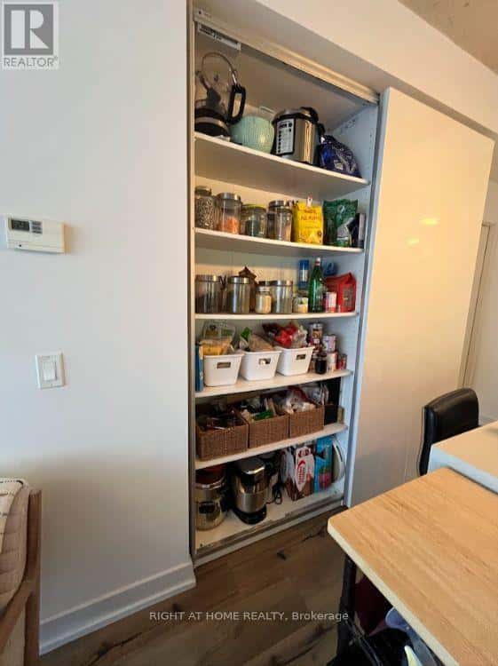 508 - 665 KINGSTON ROAD — Toronto (The Beaches) - Photo 2 of 11