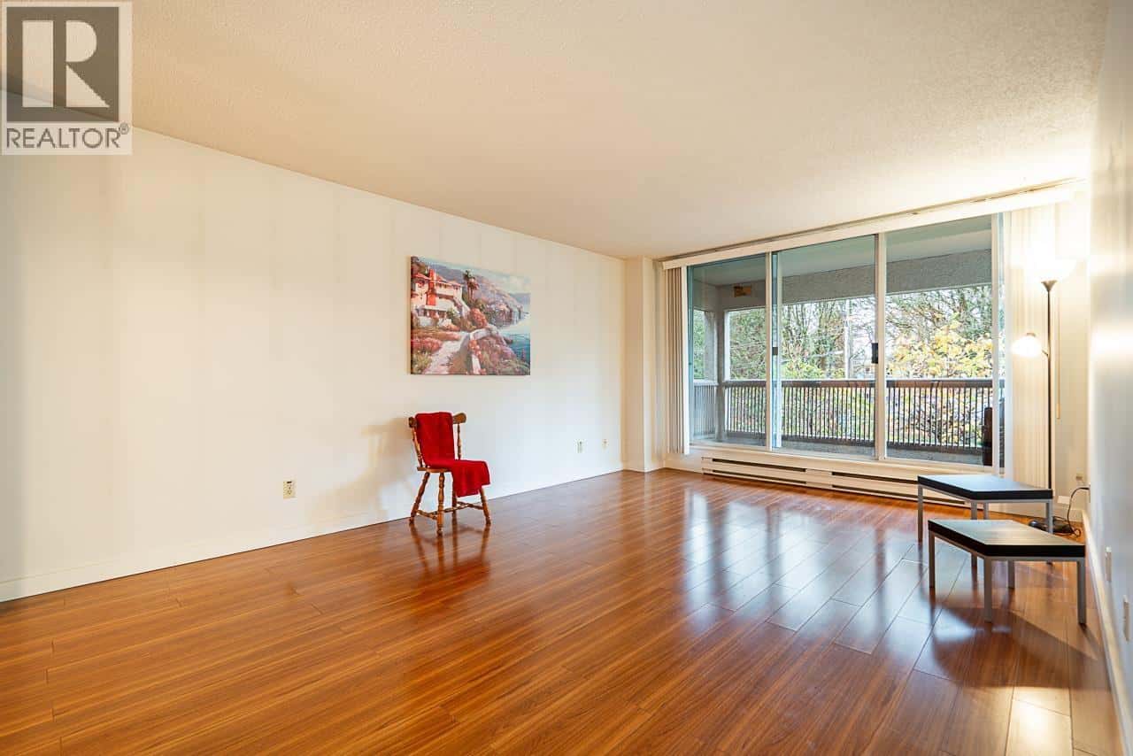 201 550 EIGHTH STREET — New Westminster - Photo 5 of 26