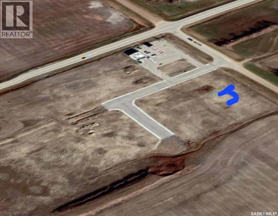 2062 MILLER ROAD — Weyburn - Photo 2 of 3