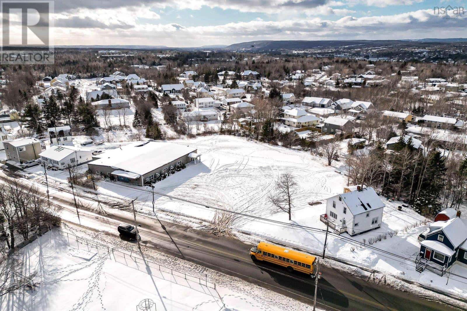 554 Alexandra Street Street — Sydney, Nova Scotia - Photo 5 of 16