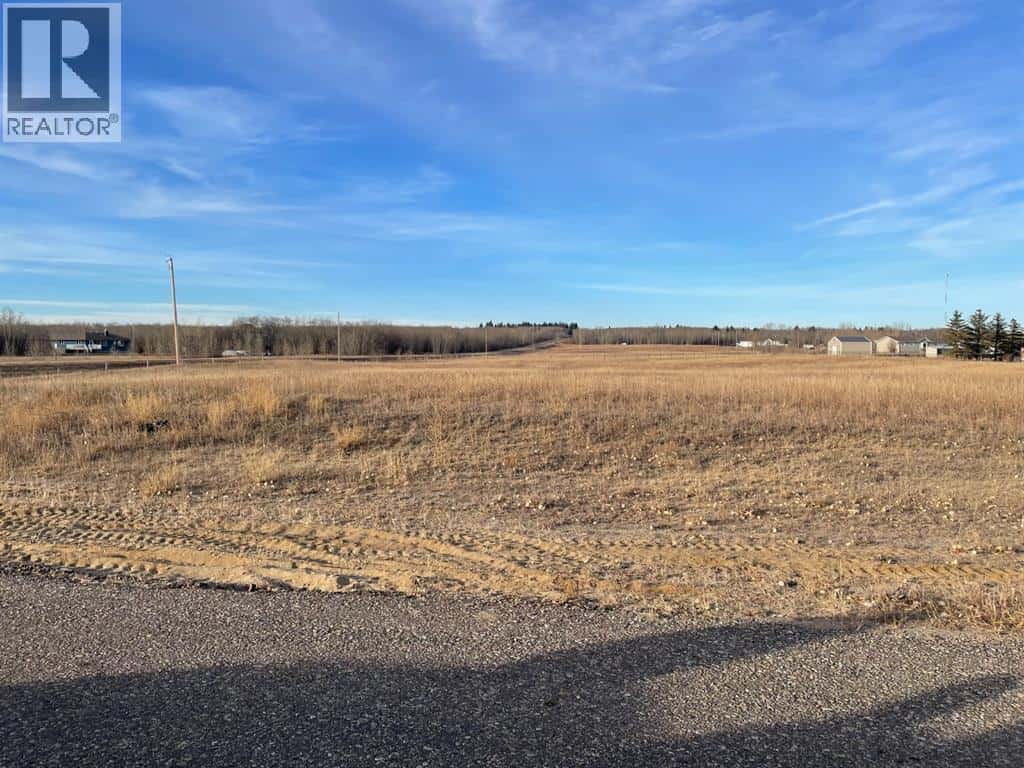 Lot 17 Ascot Drive — Rural Wainwright No. 61, M.D. of, Alberta - Photo 3 of 7