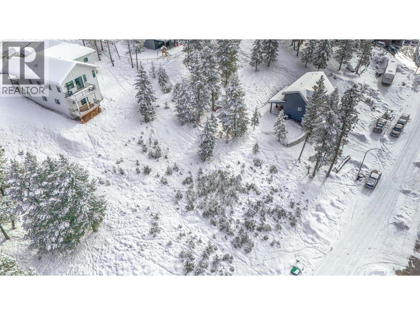 1520 ABEL Avenue — Cranbrook, British Columbia - Photo 3 of 7