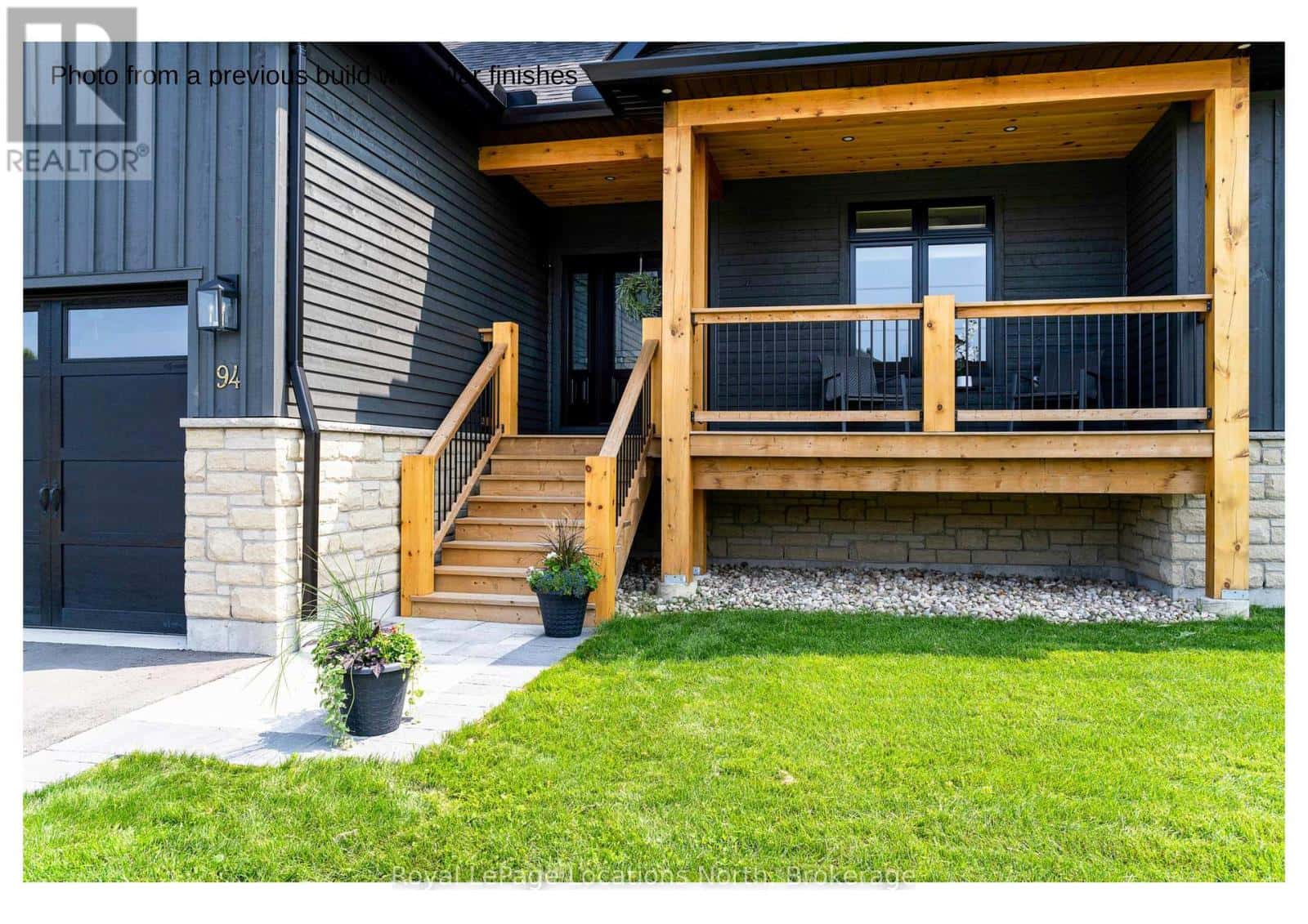 45 MARY STREET — Collingwood, Ontario - Photo 4 of 48