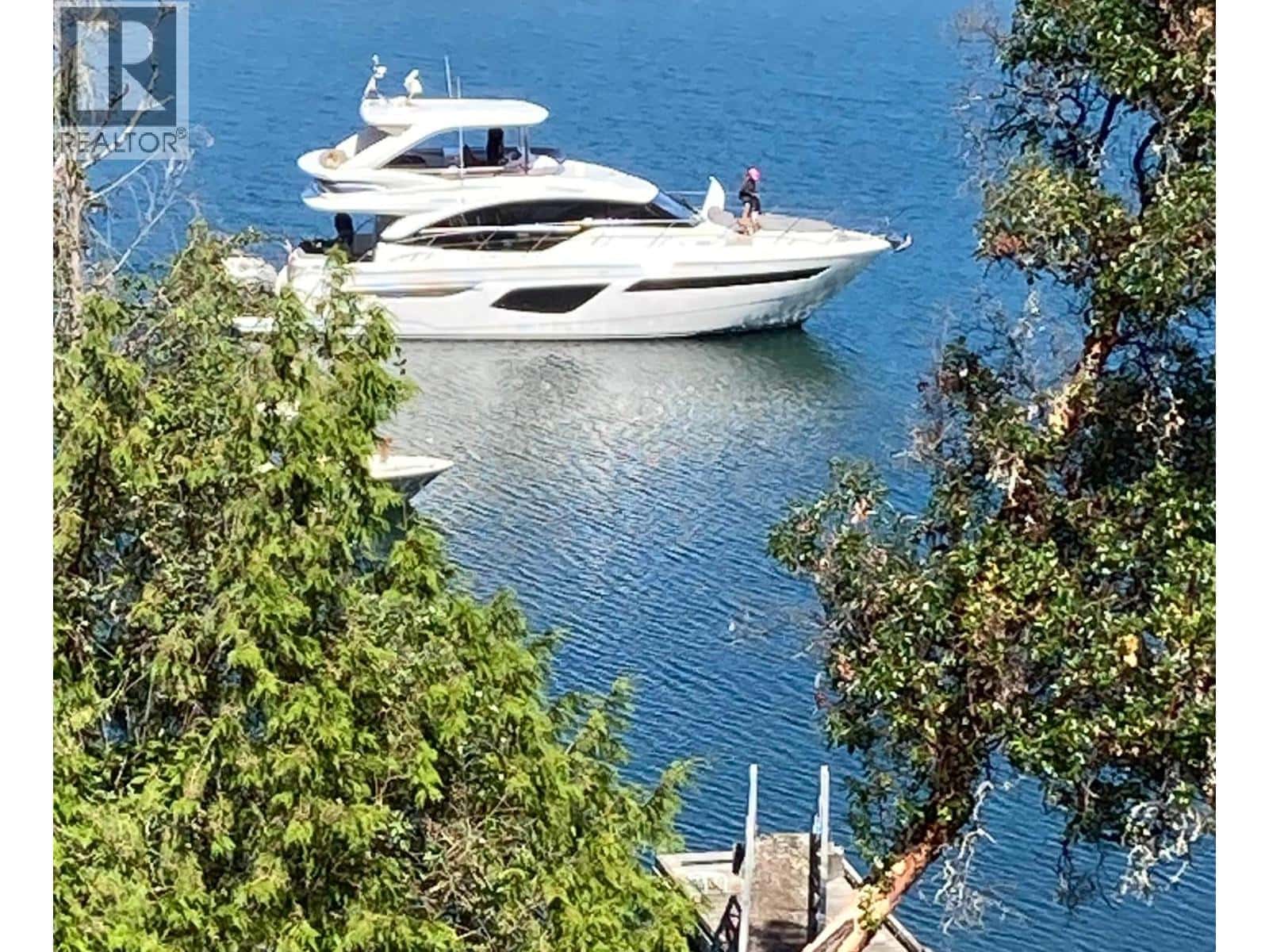 1361 STURDIES BAY ROAD — Galiano Island, British Columbia - Photo 3 of 40