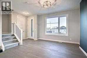 109 Cobblestone Gate SW — Airdrie, Alberta - Photo 4 of 15