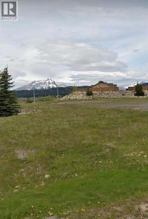 2010 89th Street — Coleman, Alberta - Photo 3 of 5