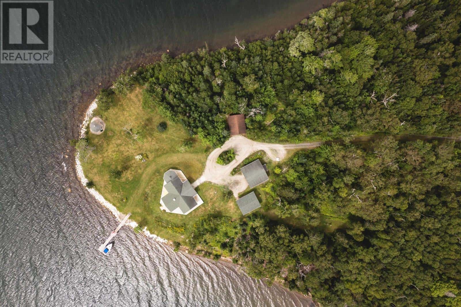 364 (6012) MacInnis Point Road — Marble Mountain, Nova Scotia - Photo 4 of 50