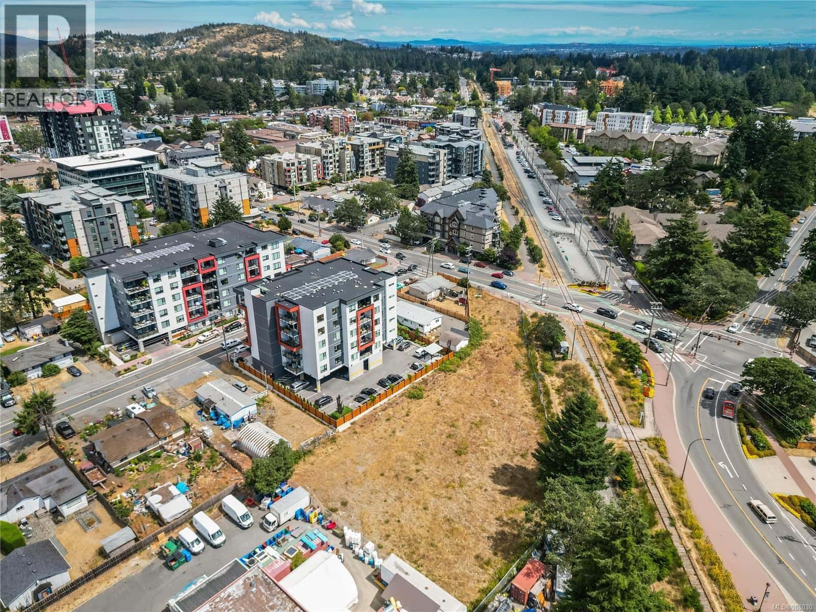 806 Station Ave — Langford, British Columbia - Photo 2 of 10