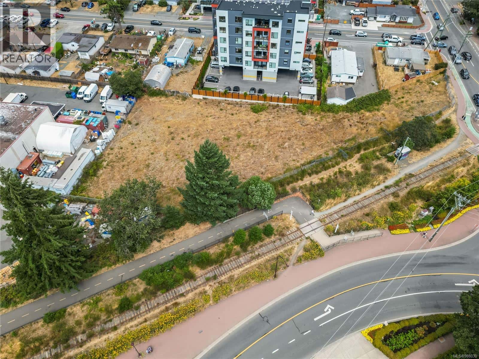 806 Station Ave — Langford, British Columbia - Photo 4 of 10