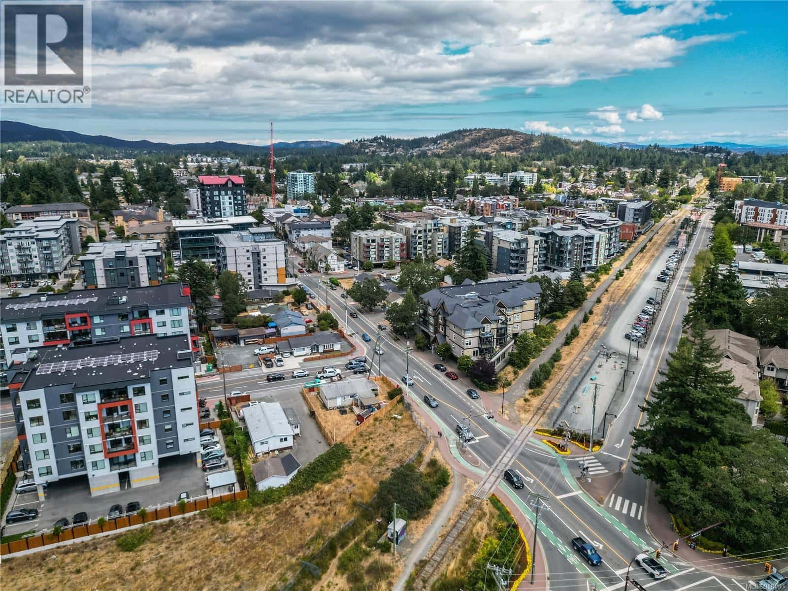 806 Station Ave — Langford, British Columbia - Photo 5 of 10