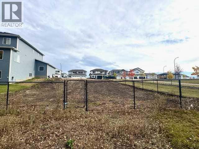 8102 121 Street — Grande Prairie, Alberta - Photo 2 of 5