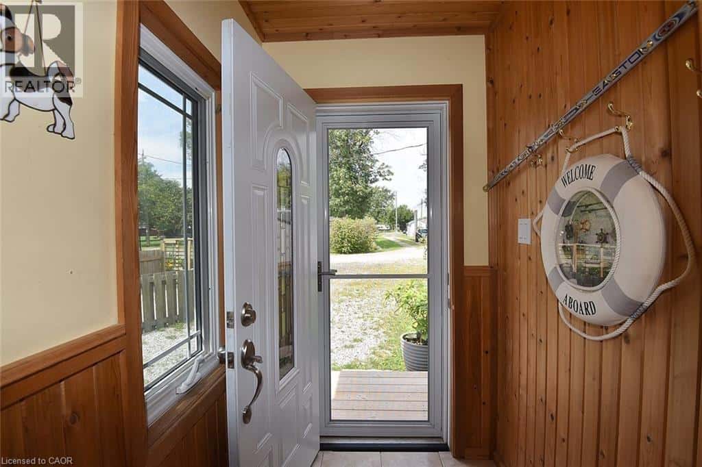 24 WINGER BAY Lane — Selkirk, Ontario - Photo 5 of 48