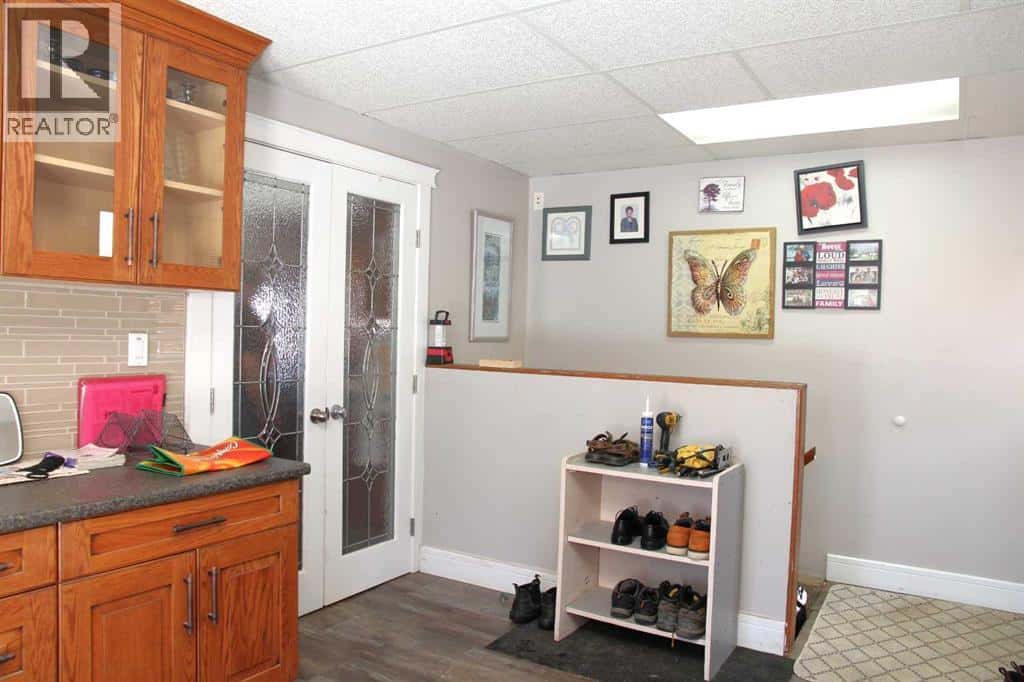 112 3 Street E — Maidstone, Saskatchewan - Photo 5 of 31