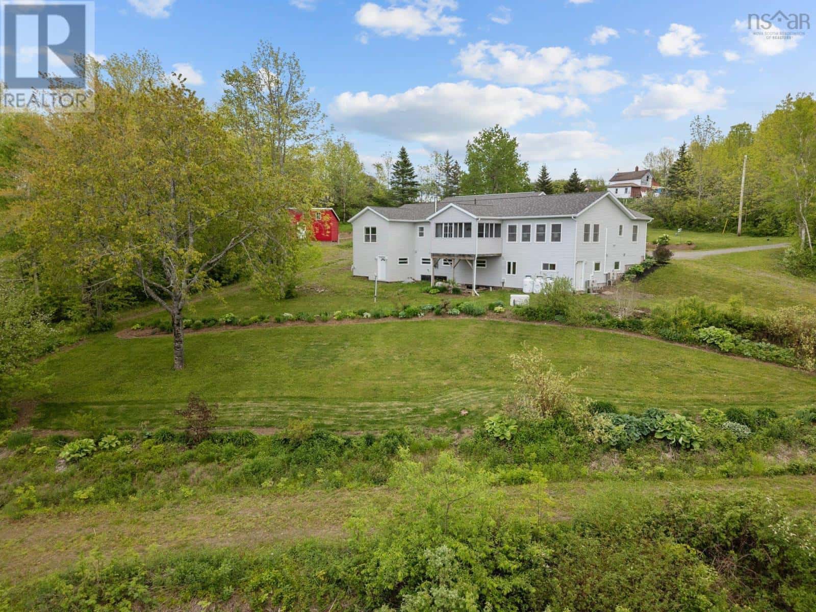 327 East Torbrook Road — Torbrook, Nova Scotia - Photo 2 of 43