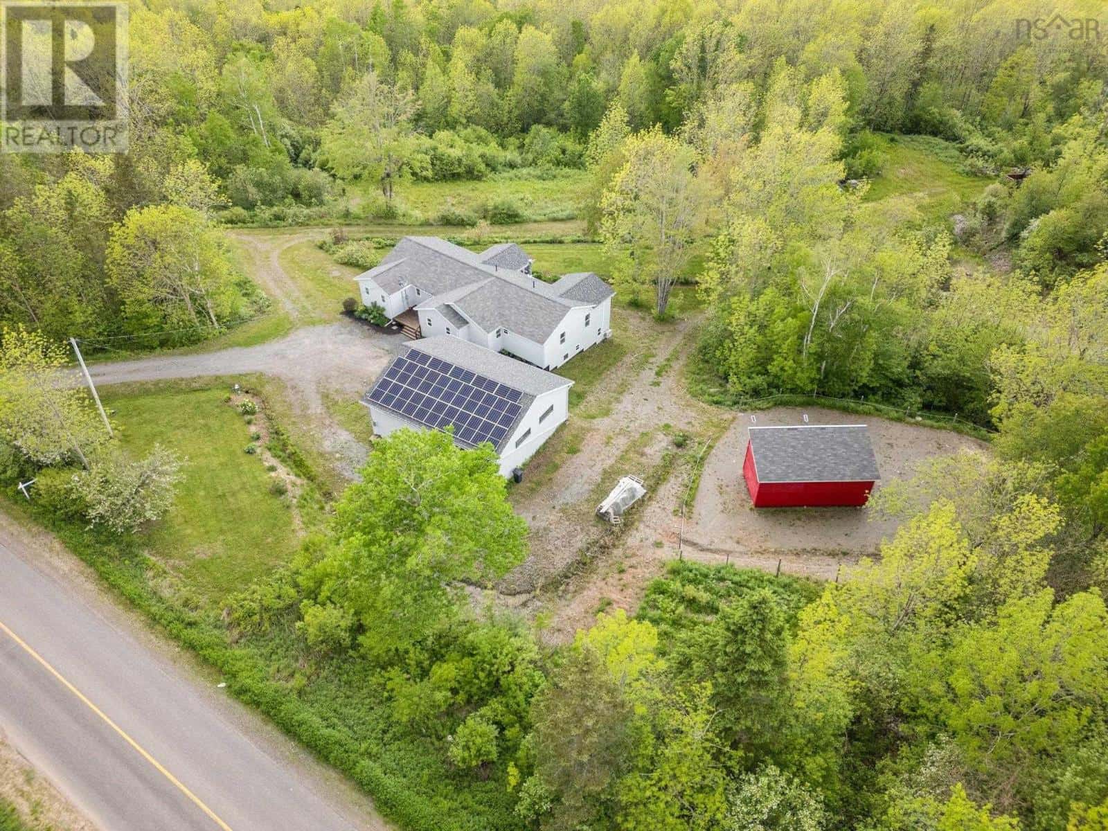327 East Torbrook Road — Torbrook, Nova Scotia - Photo 4 of 43