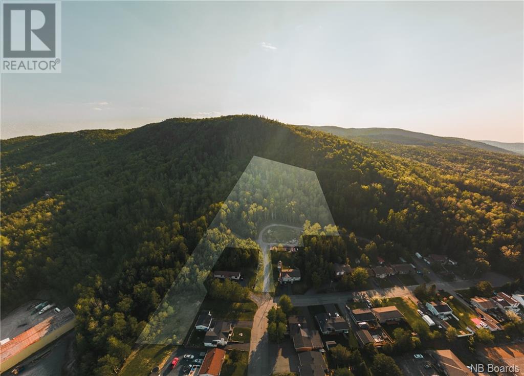 Edmundston, New Brunswick, E3V3Y9