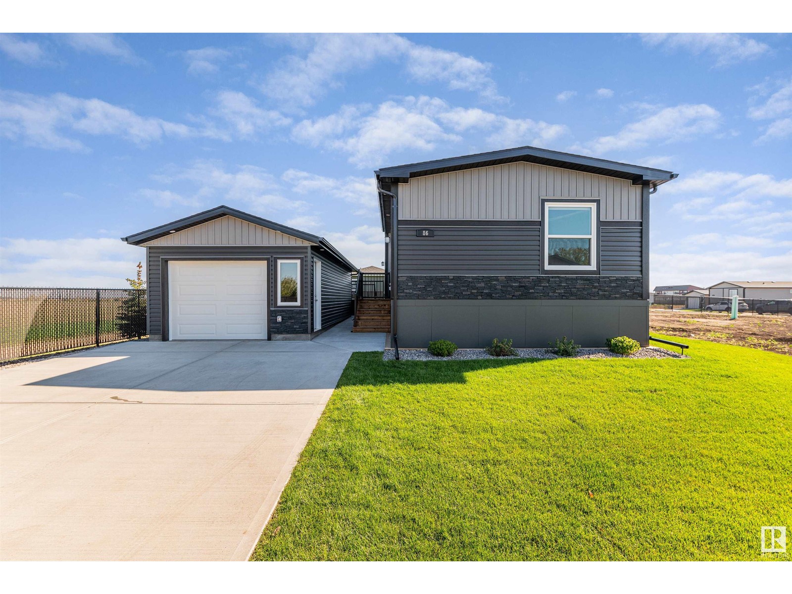 Morinville, Alberta, T8R2P7