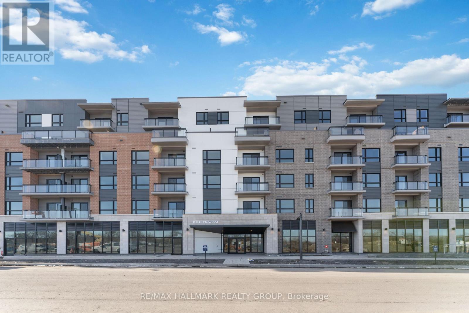 1340, Hemlock, #111, Ottawa, Ontario, K1K2G8