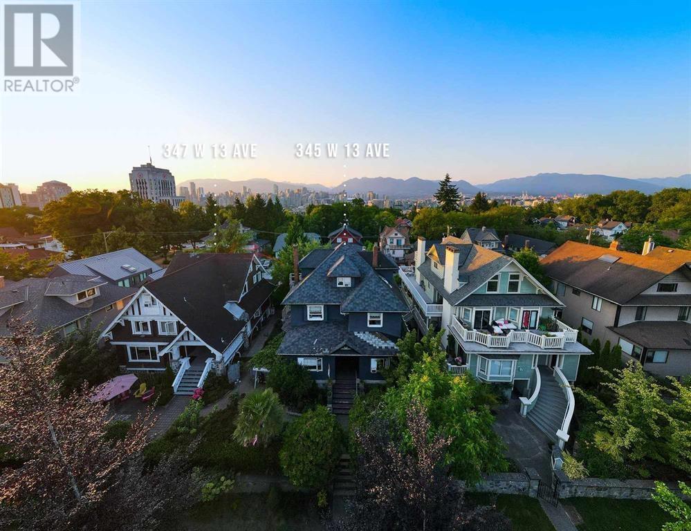 345, 13TH, Vancouver, British Columbia, V5Y1W2