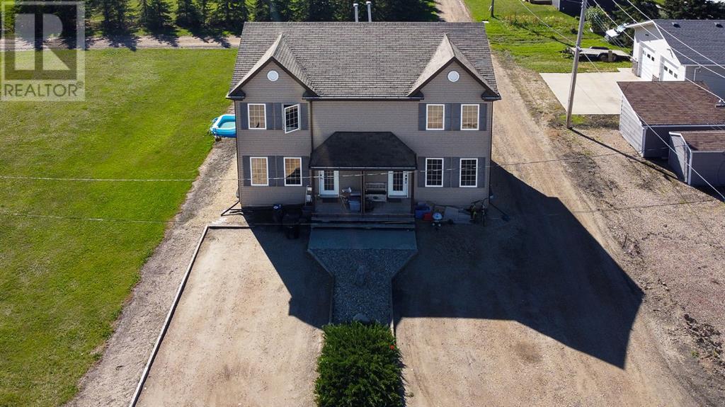 303, 1st Ave SE, Falher, Alberta, T0H1M0