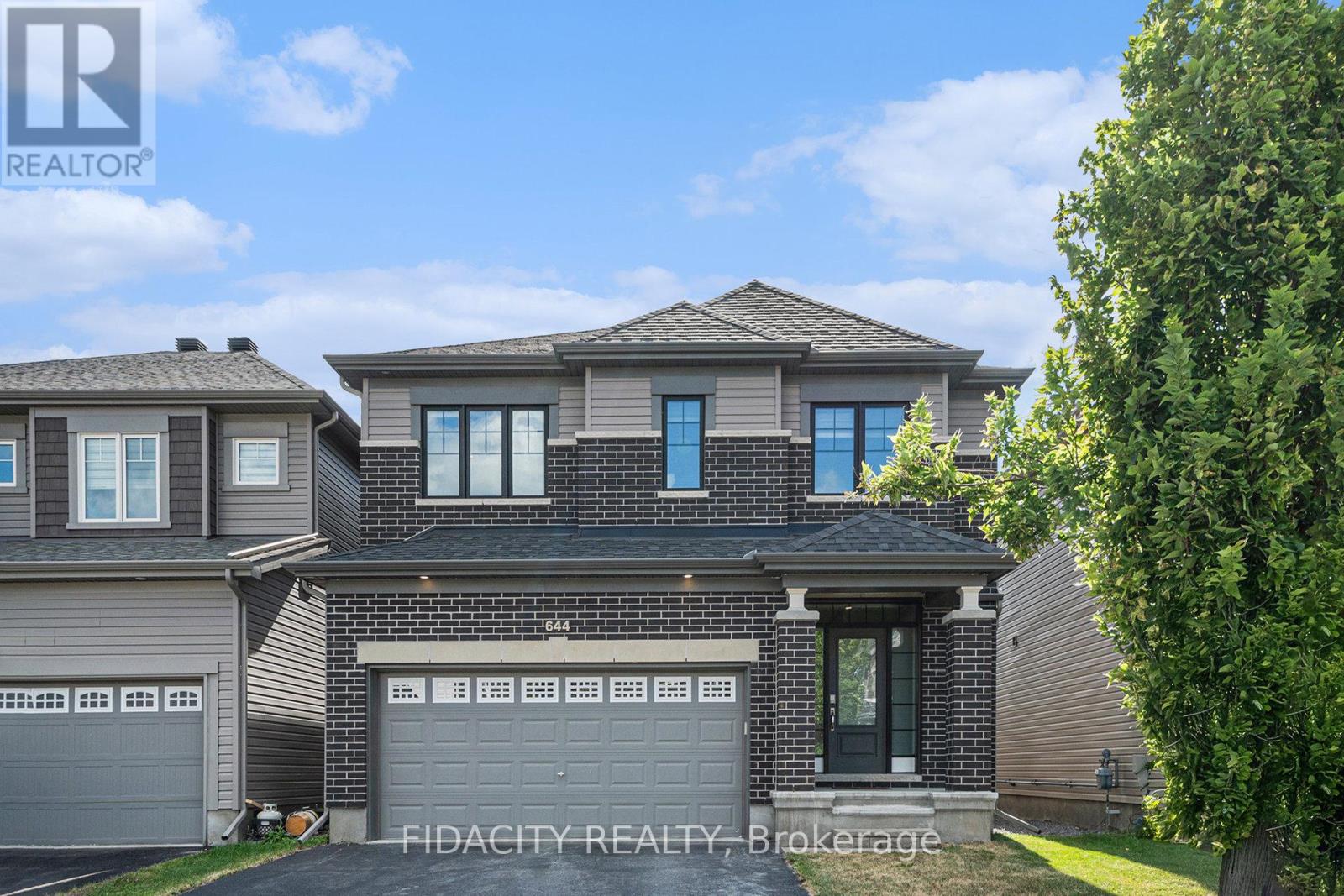 644, Eagle Crest, Ottawa, Ontario, K2S2E6