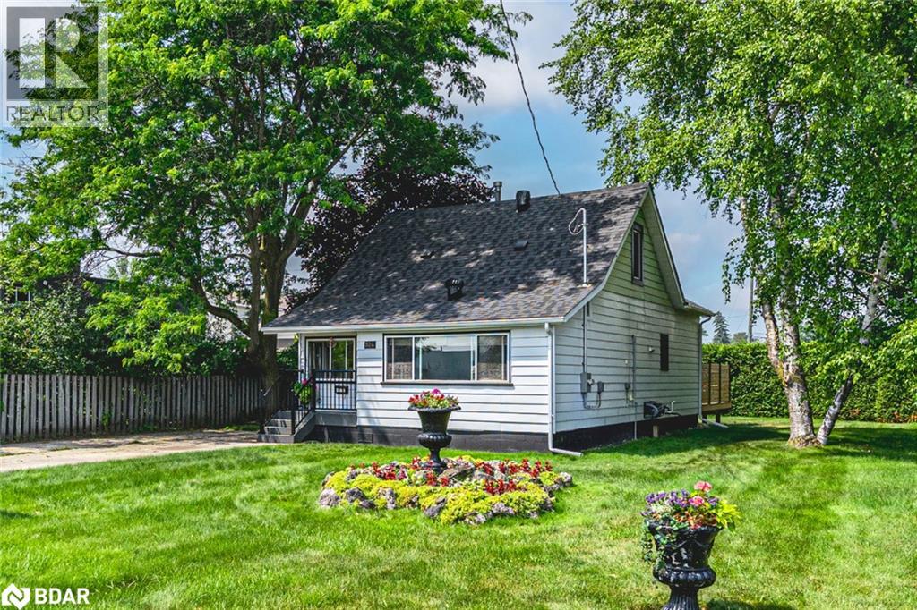 104, MOBERLY, Collingwood, Ontario, L9Y3W9