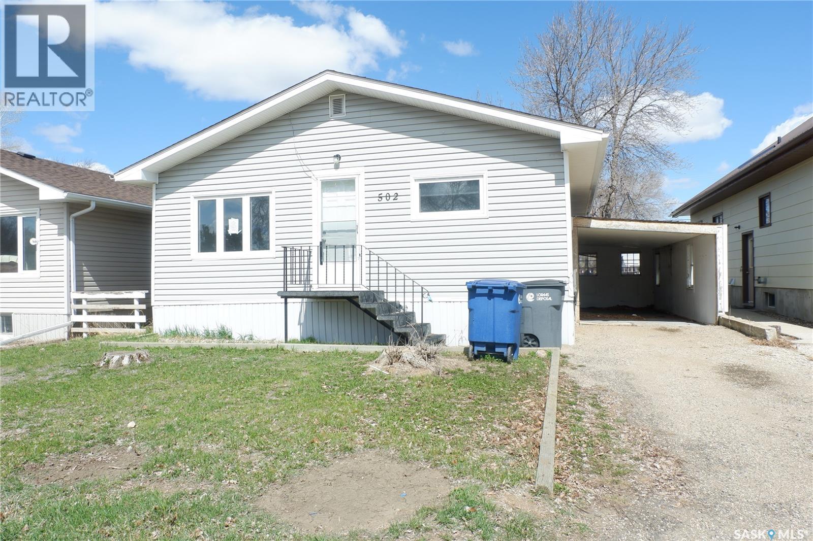 Assiniboia, Saskatchewan, S0H0B0