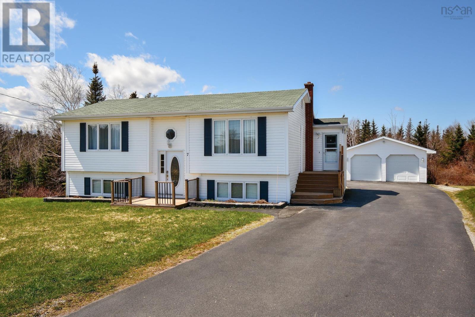 7, Pine Ridge, Port Hawkesbury, Nova Scotia, B9A2L3